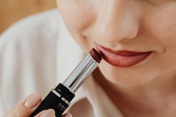 Elevate your look: the ultimate guide to effortless minimalist makeup for everyday beauty